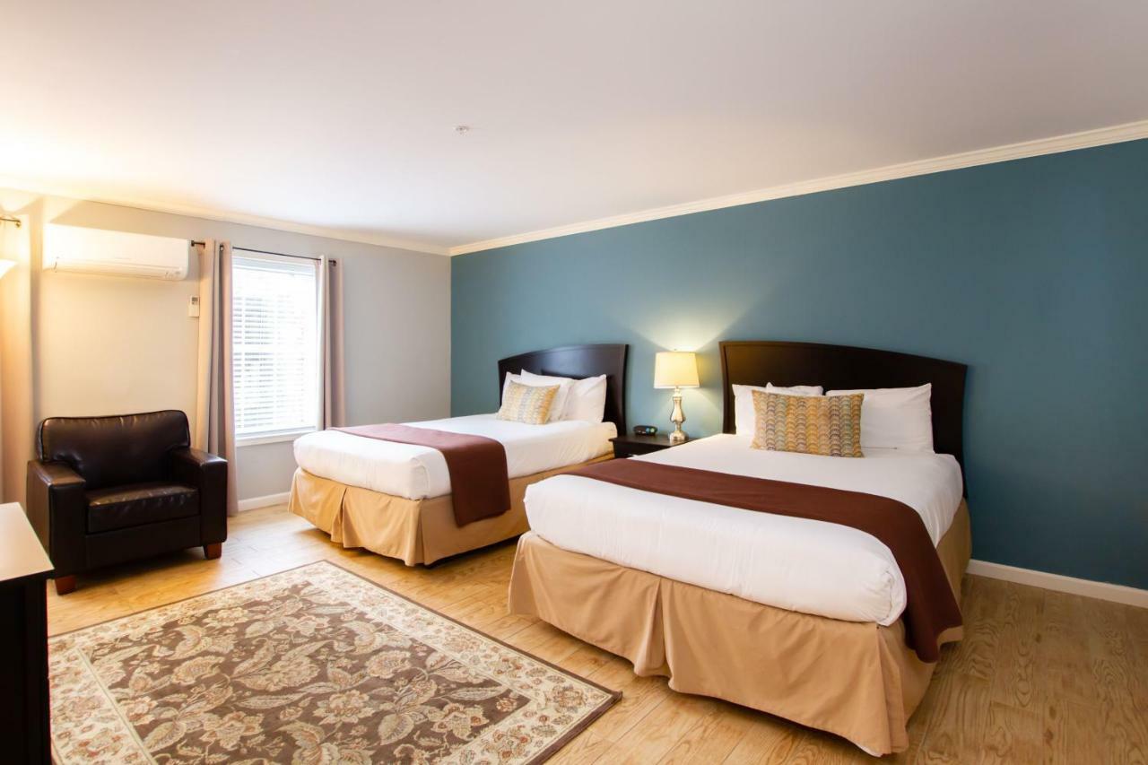 The Dahlonega Square Hotel & Villas Экстерьер фото