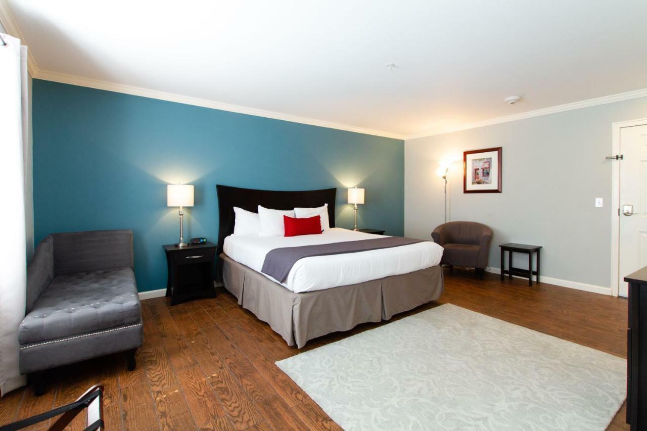 The Dahlonega Square Hotel & Villas Экстерьер фото