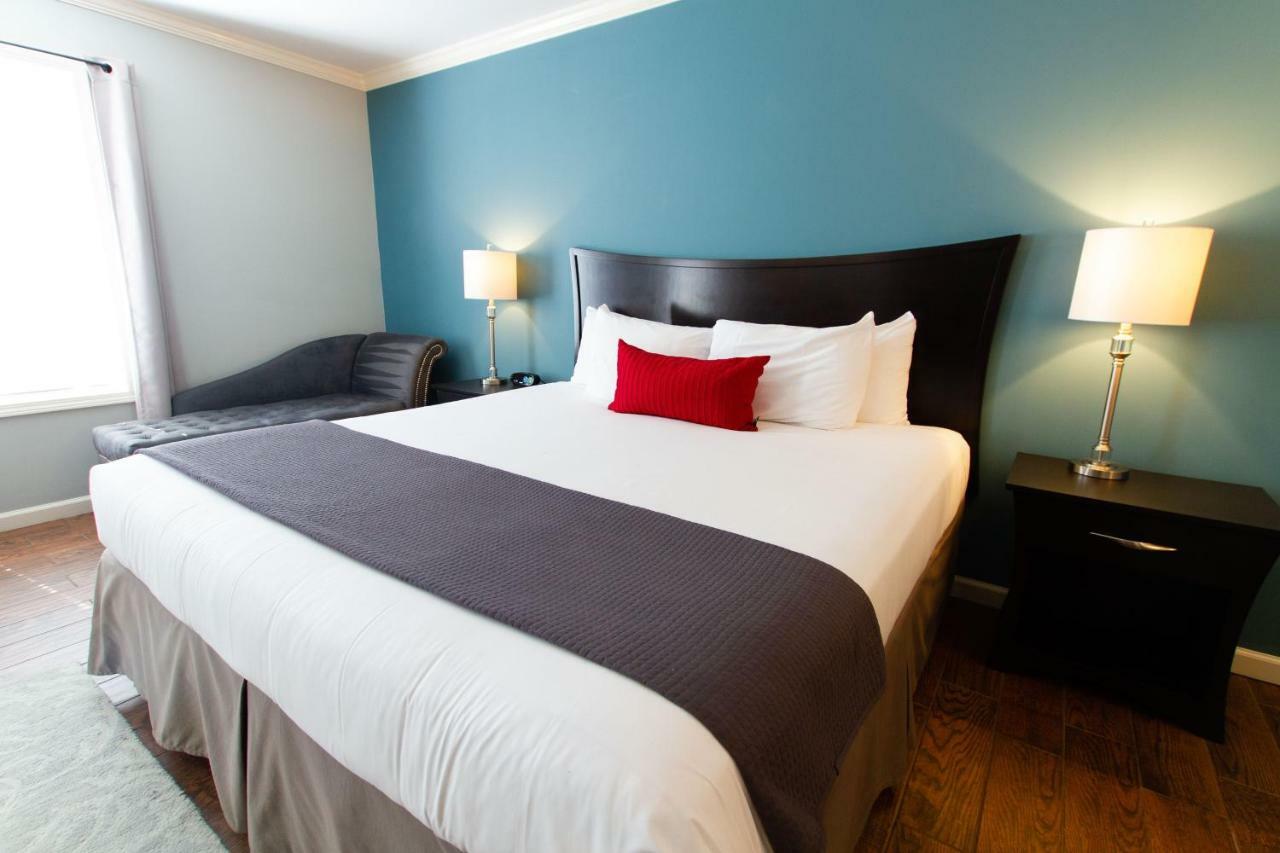 The Dahlonega Square Hotel & Villas Экстерьер фото