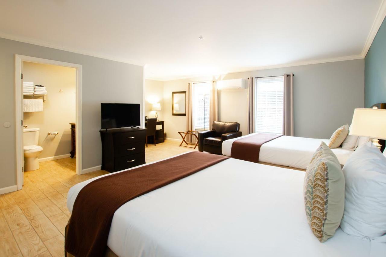 The Dahlonega Square Hotel & Villas Экстерьер фото